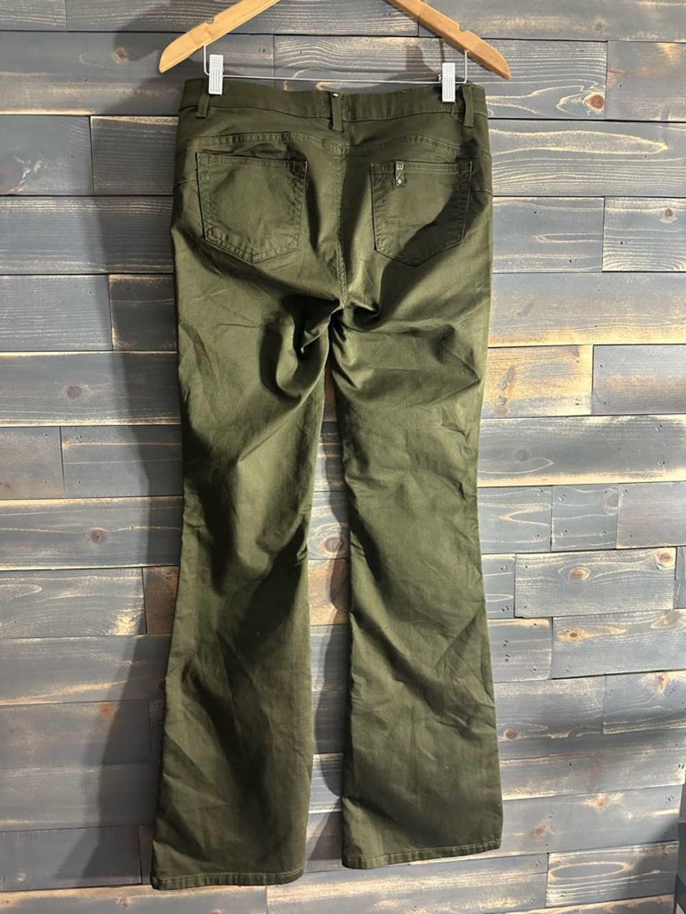 Liu Jo Olive Flared Jean -inseam 35.5 - Picture 1 of 8